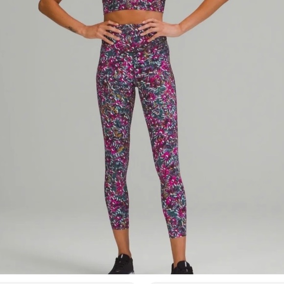 Lululemon Base Pace High Rise Running Tight 25” - Picture 2 of 12